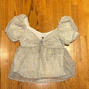 Cream Puff Sleeve Floral Blouse with Tie Front - NEW